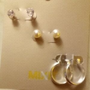 Mixit Elegant Silver and Pearl Earring Set